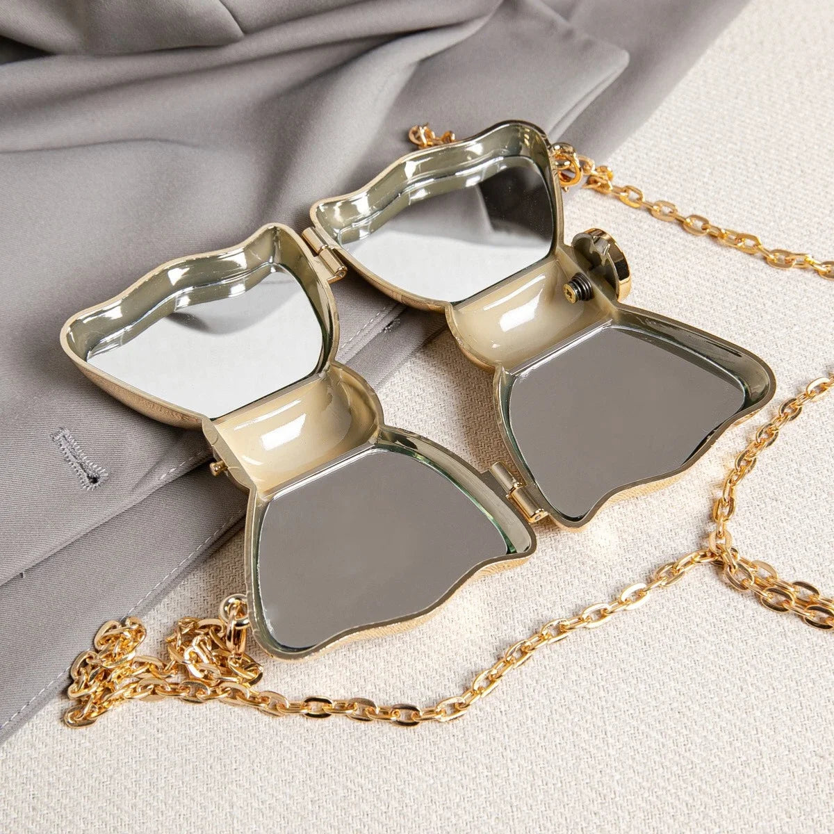 Women's Luxury Designer Bow Acrylic Clutch Bag  with Chain Mini Crossbody Handbag for Party Evening Gold Silver Bags for woman