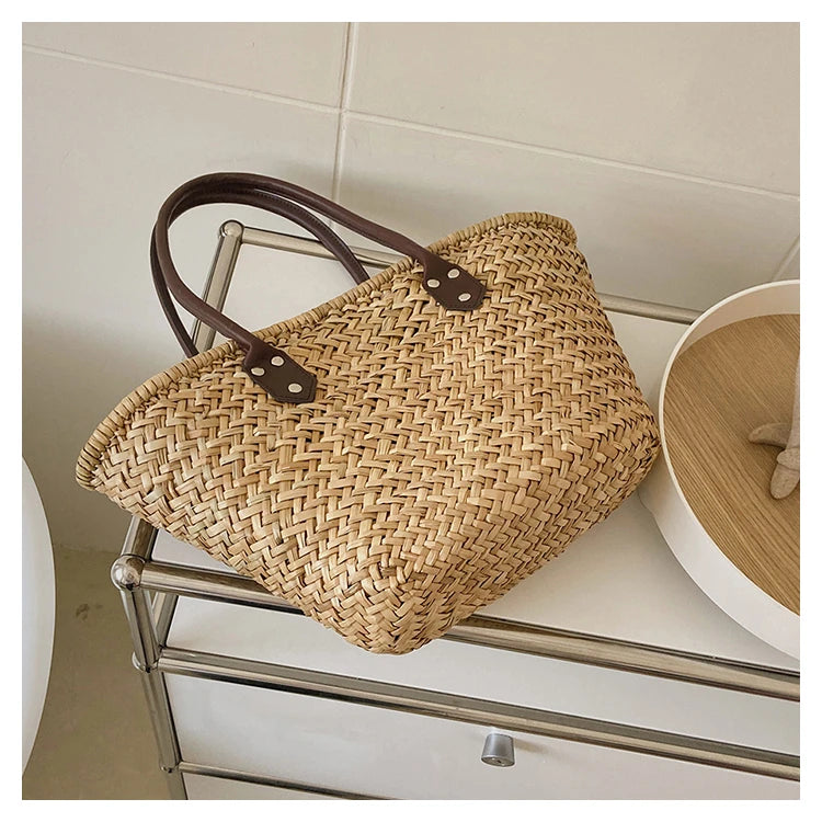 Handmade Women's Shoulder Bag Large Capacity Handbags Bohemian Summer Straw Beach Bag Female Shopper Basket Woven Tote Bags