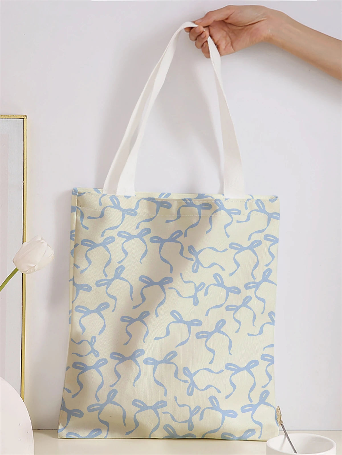 Bow pattern printed casual handbag, reusable fashionable backpack, multifunctional handbag, canvas shopping bag